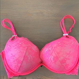 Victoria’s Secret bra